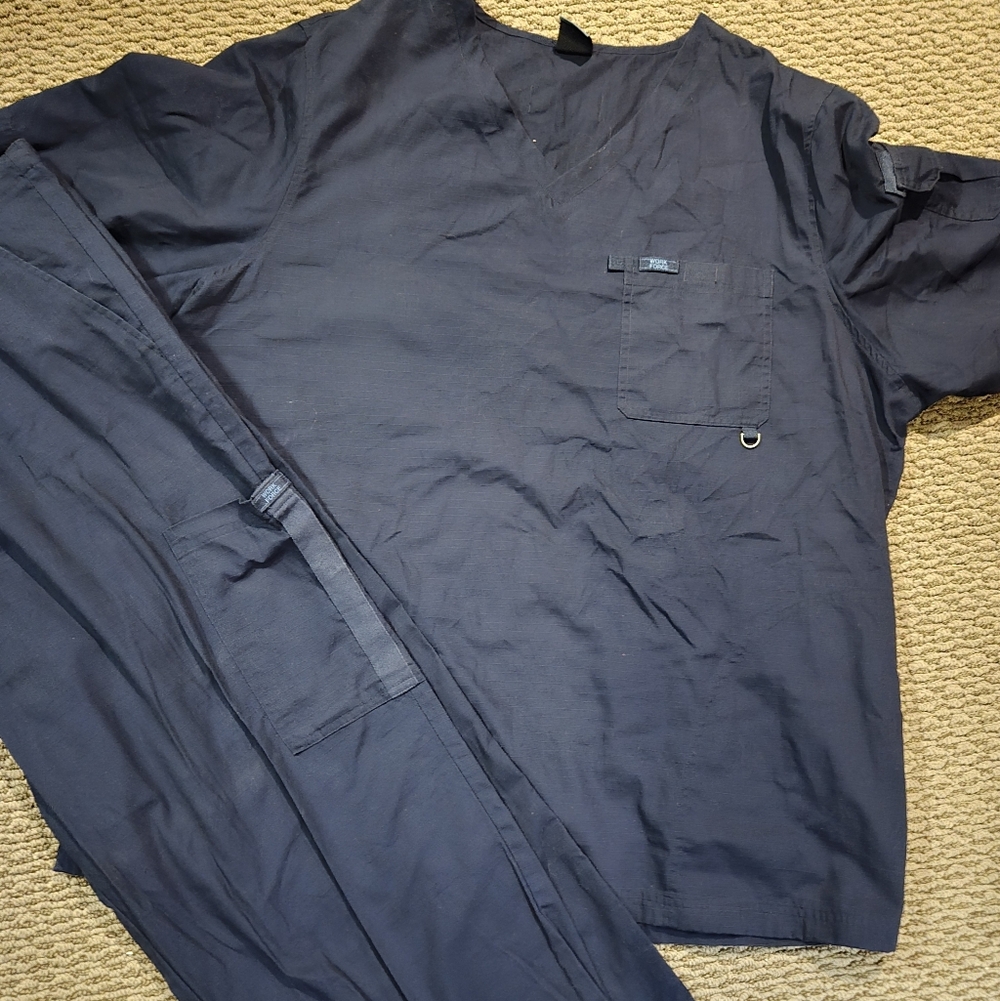 2xl Scrubs